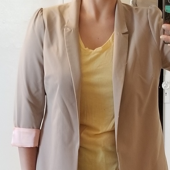 blazer - Picture 3 of 4